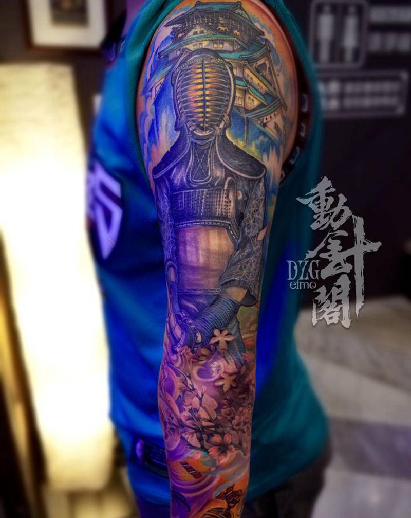 霓虹纹身图片_手臂New School剑道般若樱花纹身图案