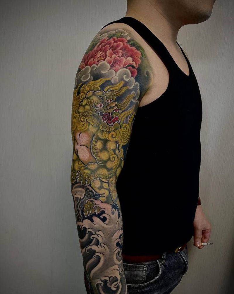 唐狮花臂纹身图片_手臂手部老传统新传统唐狮 牡丹纹身图案