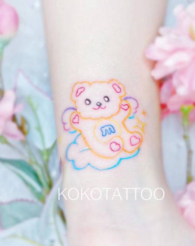 小熊纹身图片_手臂水彩小熊卡通简笔纹身图案