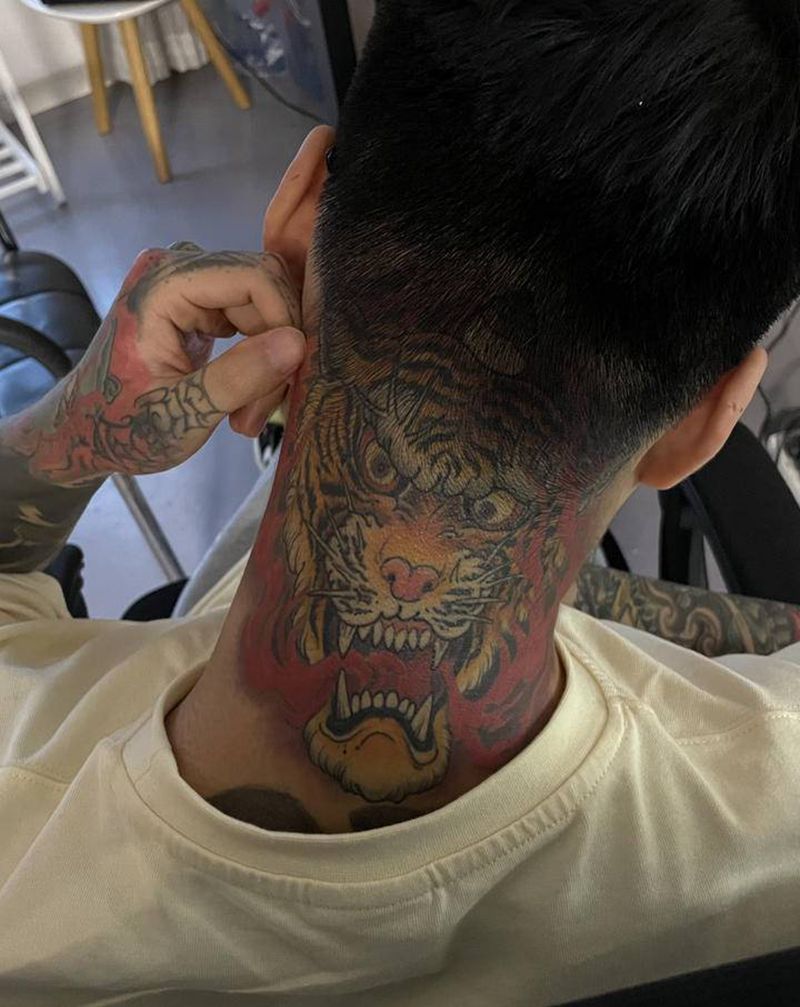 恢复后纹身图片_颈部新传统老传统纹身图案