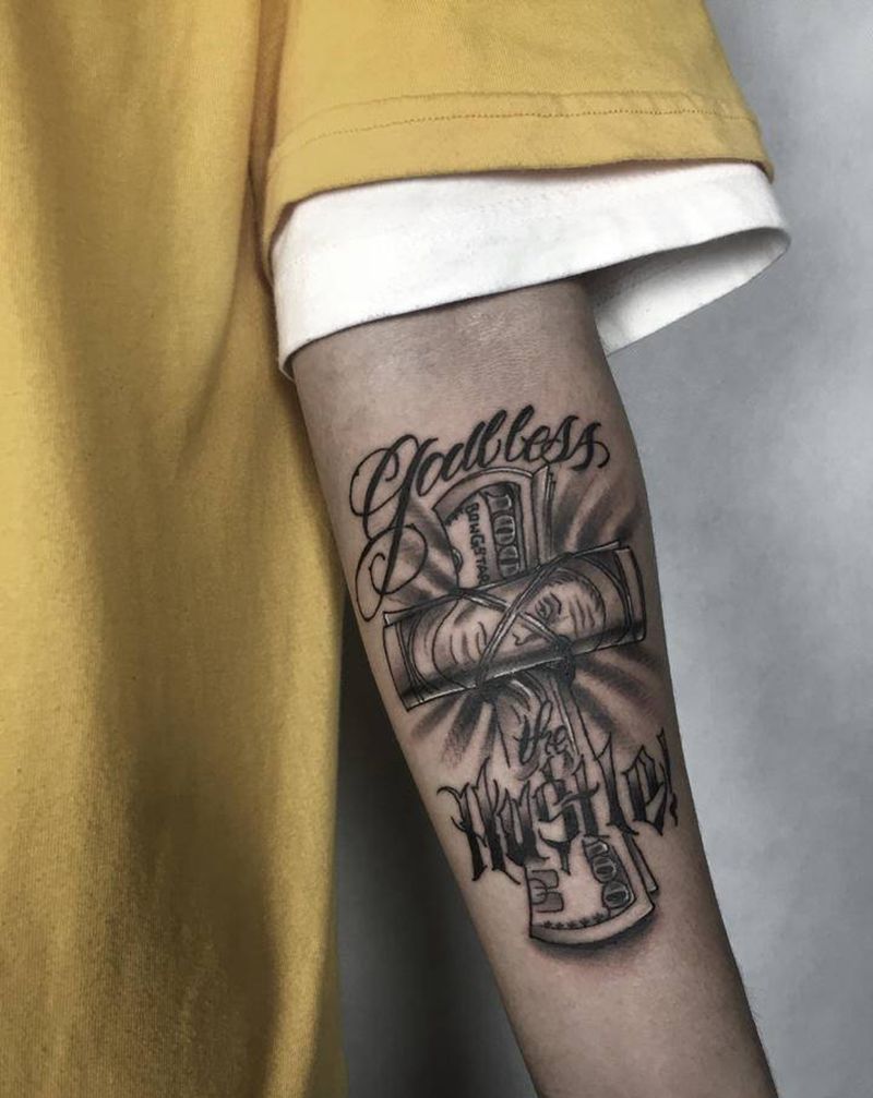 美元十字架纹身图片_手部纹身图案