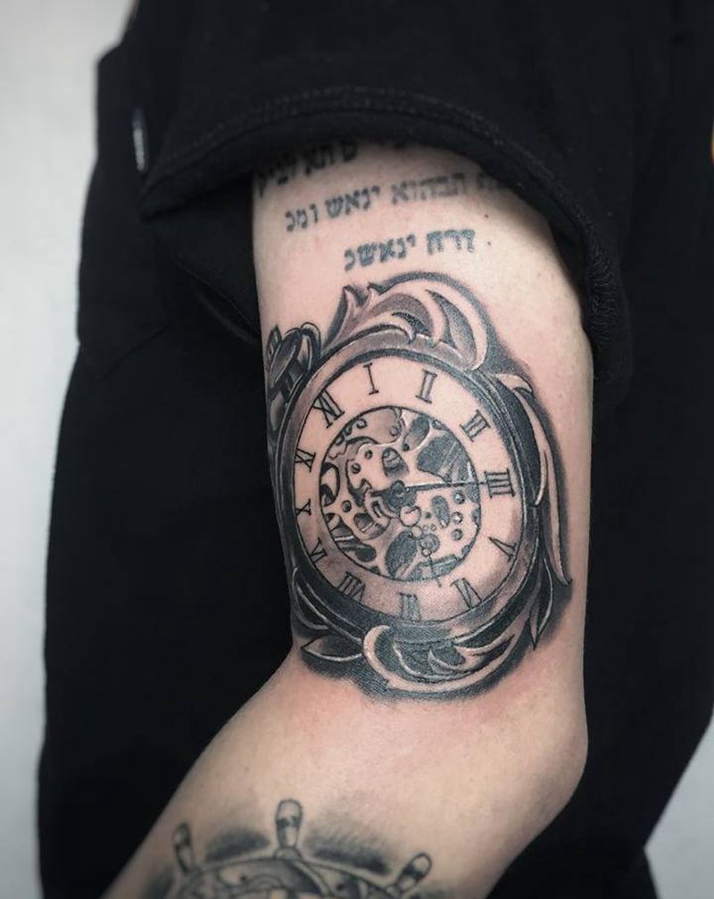 时钟纹身图片_手部纹身图案