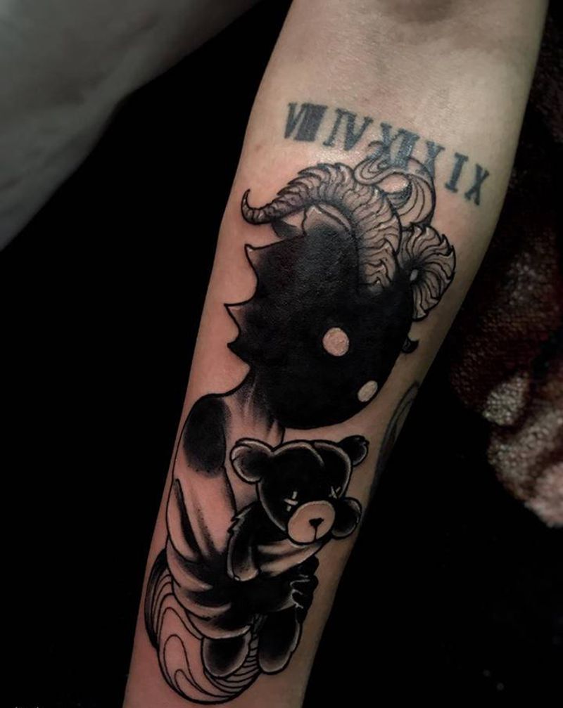 暴力遮盖纹身图片_手臂纹身图案