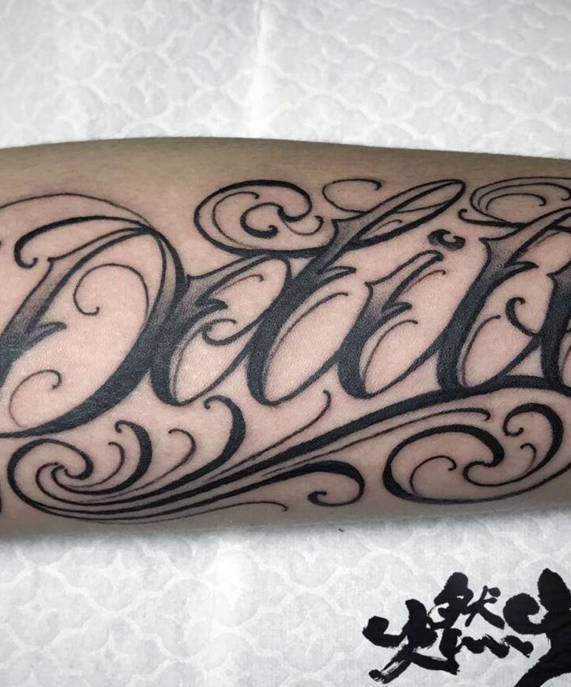 花体字纹身图片_手部花体字纹身图案
