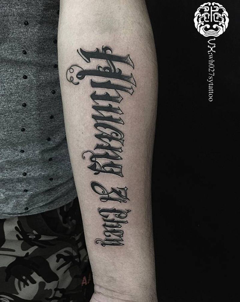 花体字纹身图片_手臂花体字纹身图案