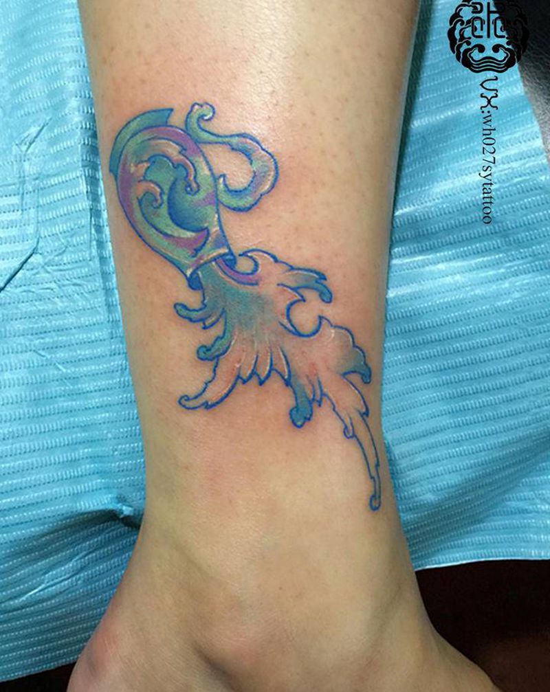 水瓶座纹身图片_腿部New School水瓶水瓶座水浪纹身图案