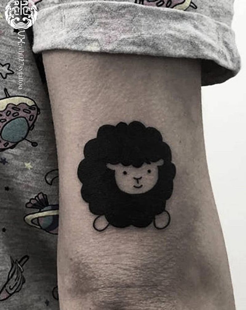 羊纹身图片_手臂图腾羊纹身图案