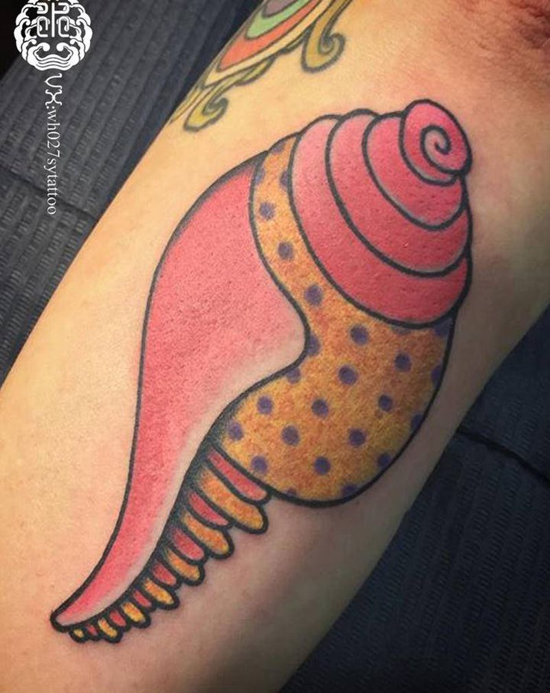 海螺纹身图片_手臂新传统海螺纹身图案