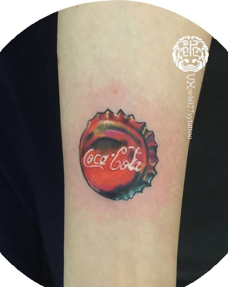 可乐瓶盖纹身图片_手臂欧美写实New School可乐可乐瓶盖瓶盖纹身图案
