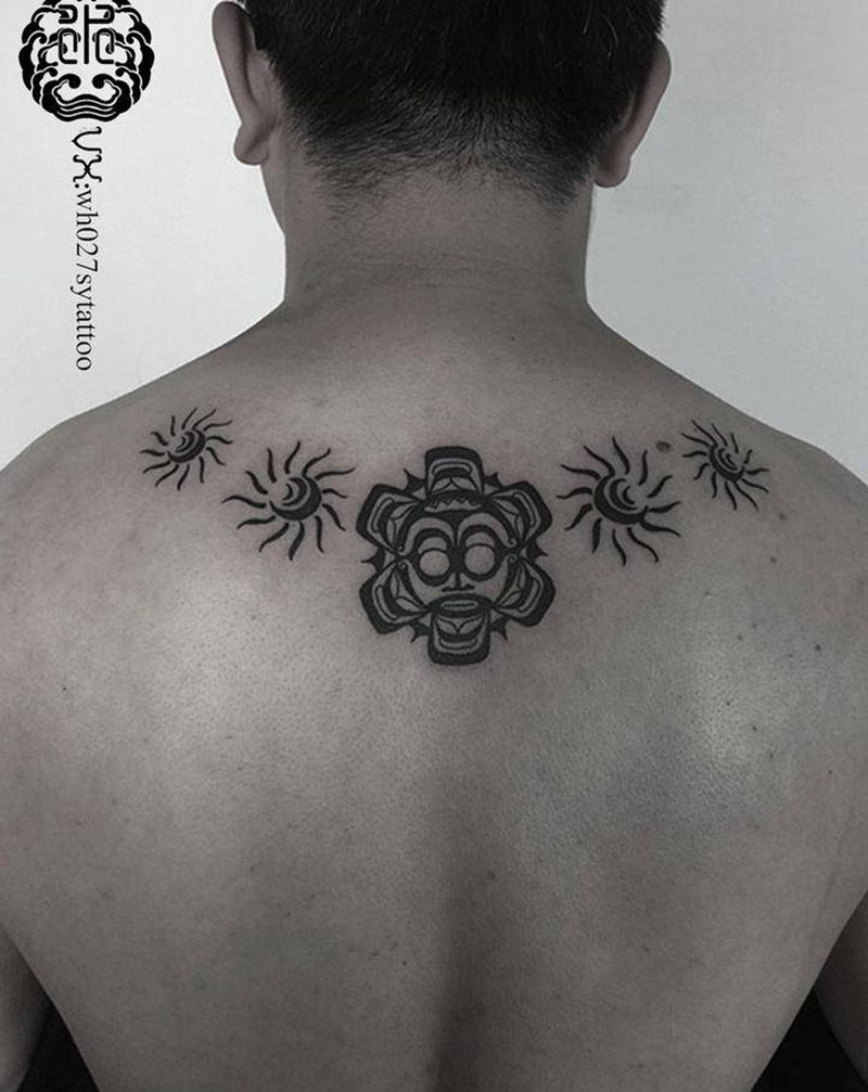 太阳纹身图片_背部图腾太阳玛雅纹身图案