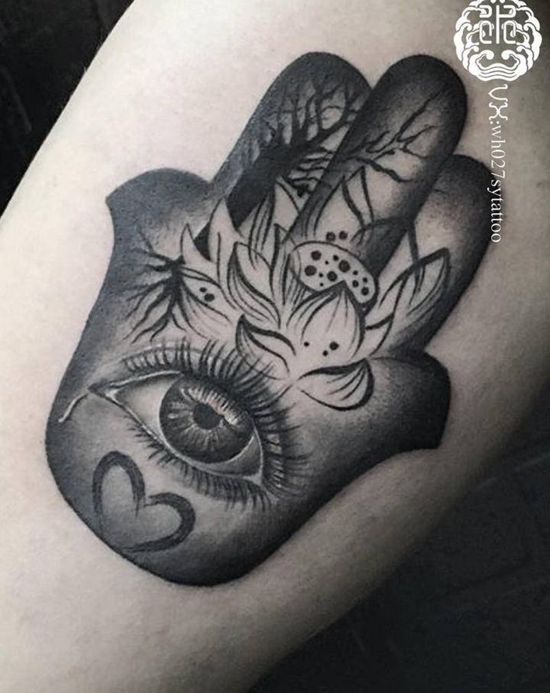 法蒂玛之手纹身图片_手臂欧美写实法蒂玛之手手纹身图案