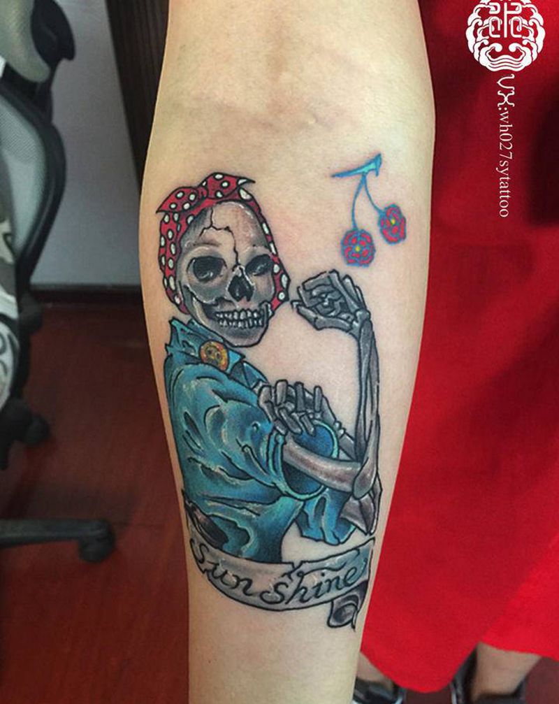 school骷髅女孩纹身图片_手臂New School骷髅健身骨骼纹身图案