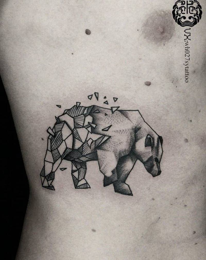 熊纹身图片_腰部欧美写实几何熊纹身图案
