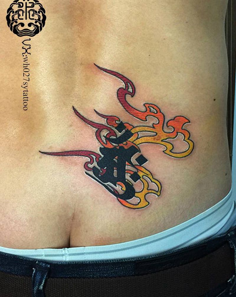 梵文纹身图片_腰部新传统梵文火纹身图案