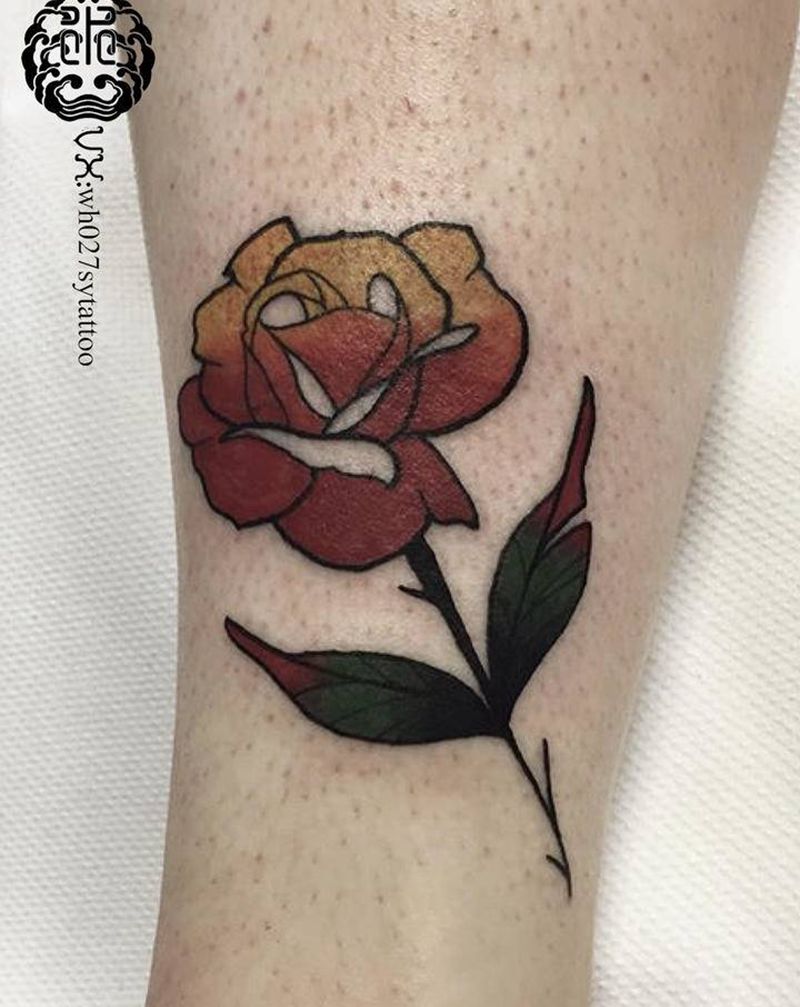 school玫瑰纹身图片_腿部New School玫瑰花纹身图案