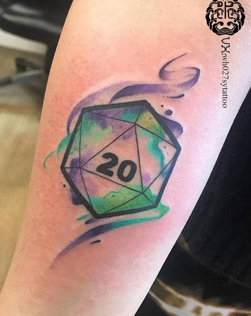 水彩几何纹身图片_手臂水彩几何纹身图案