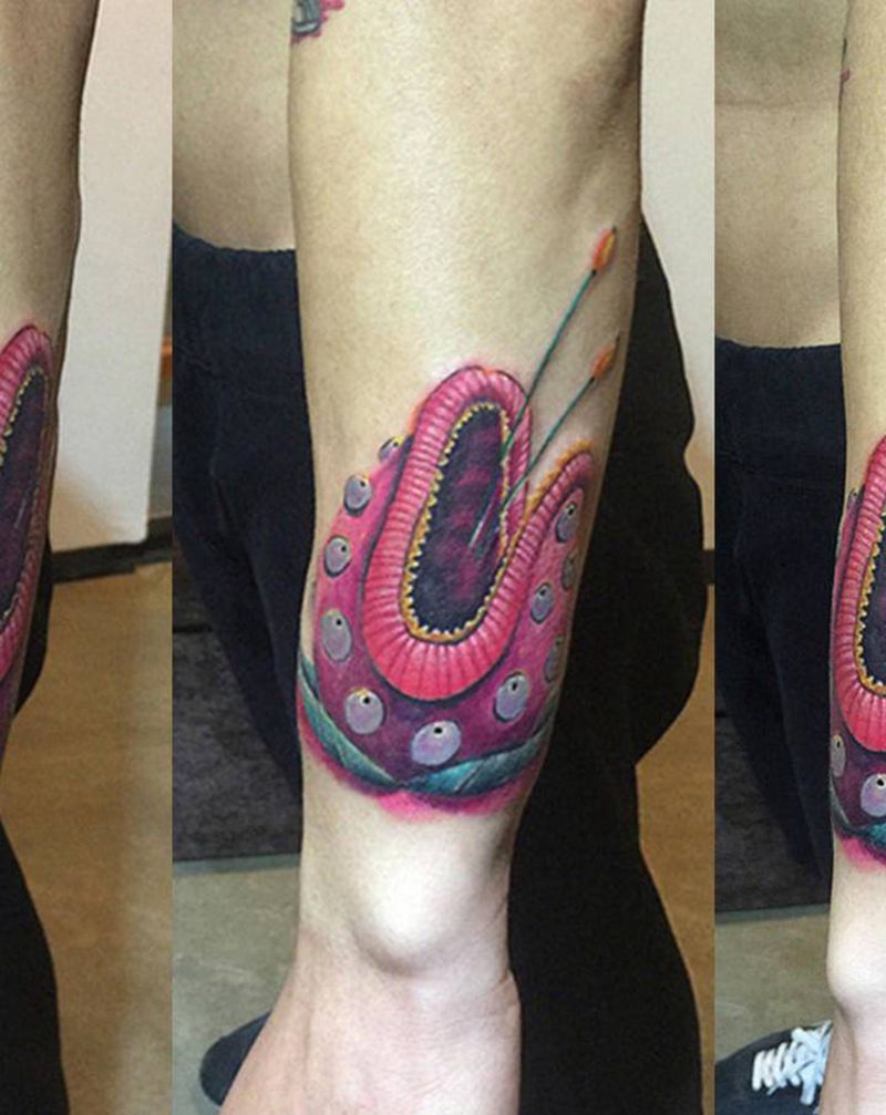 食人花纹身图片_手臂New School食人花纹身图案