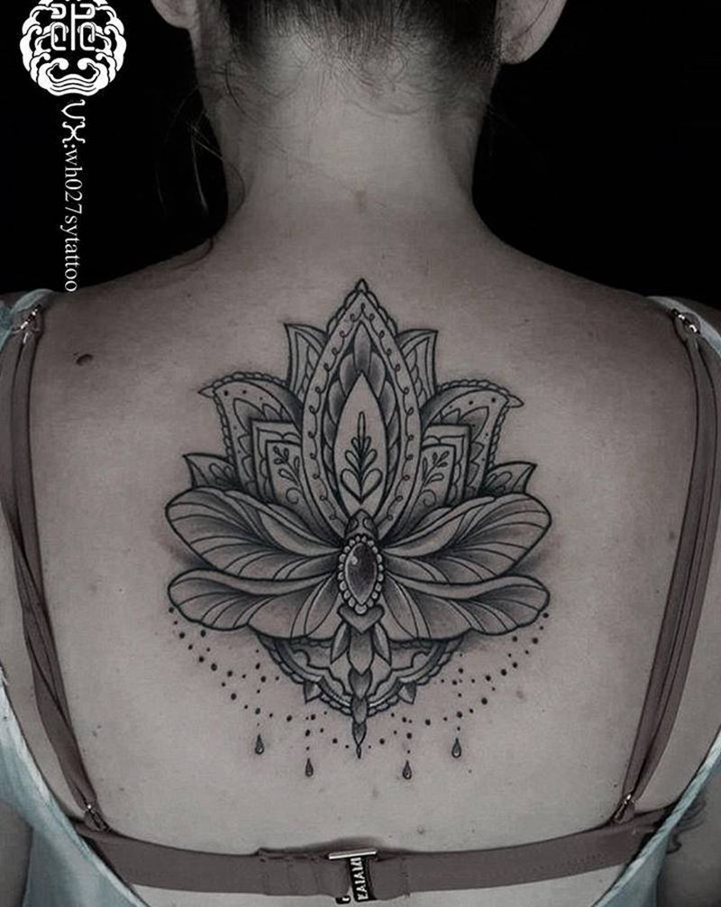 梵莲纹身图片_背部几何梵莲莲花荷花纹身图案