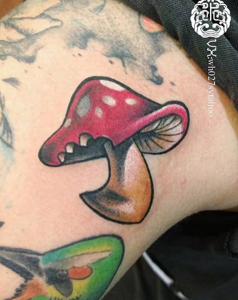 蘑菇纹身图片_手臂New School蘑菇纹身图案
