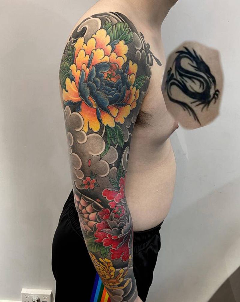 老传统花臂覆盖纹身图片_手臂手部新传统老传统牡丹花纹身图案