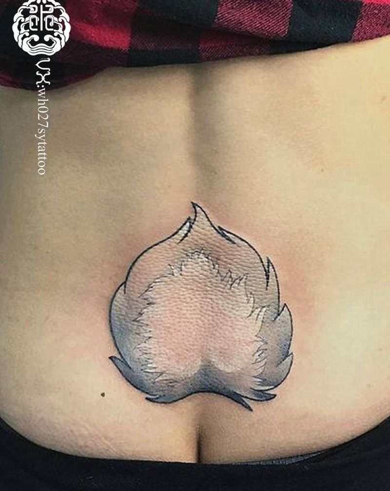 兔尾巴纹身图片_腰部New School兔子兔纹身图案