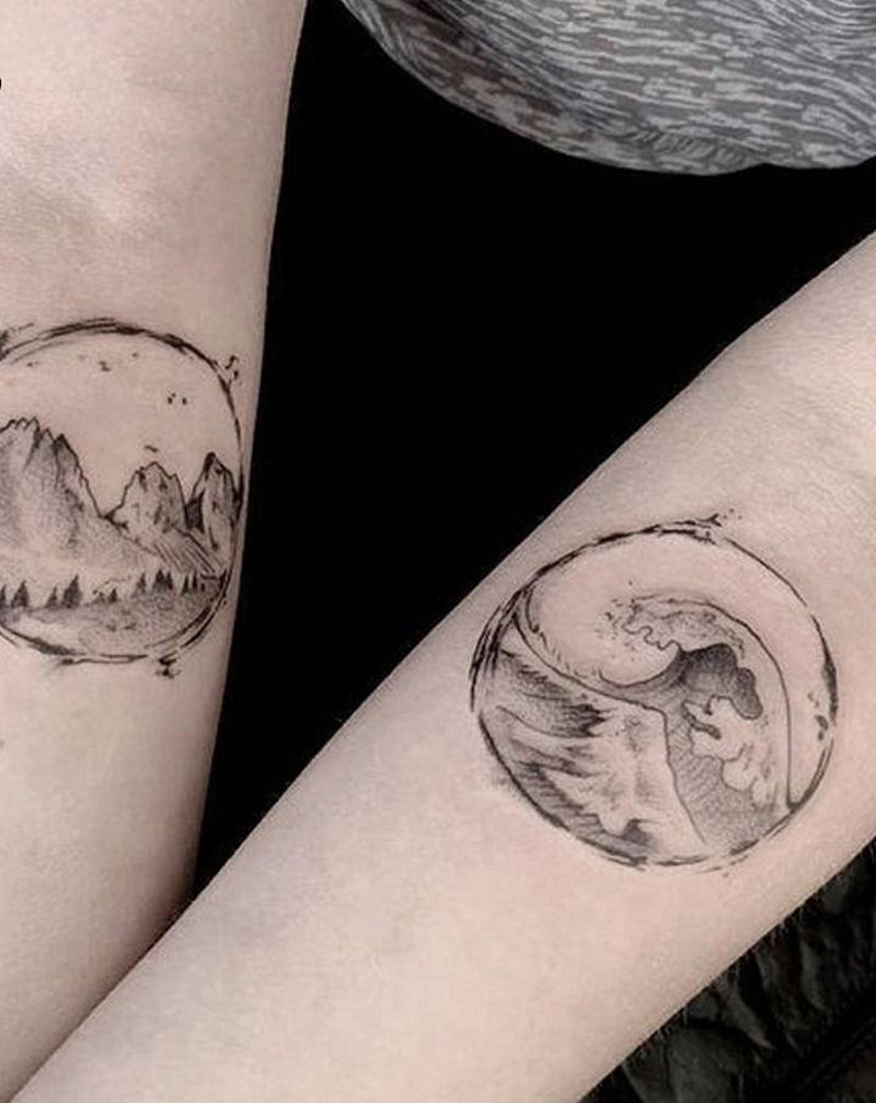 山河水纹身图片_手臂水墨山水浪纹身图案