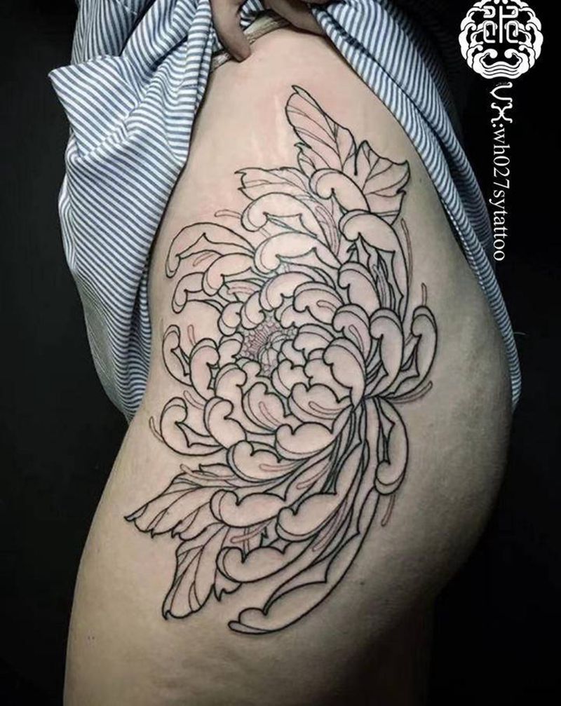 紫菊纹身图片_腿部臀部新传统菊花花纹身图案