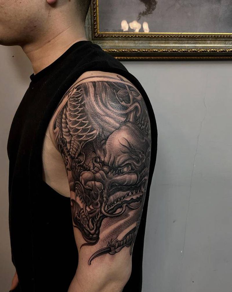 传统黑灰龙纹身图片_手臂手部新传统欧美写实龙纹身图案
