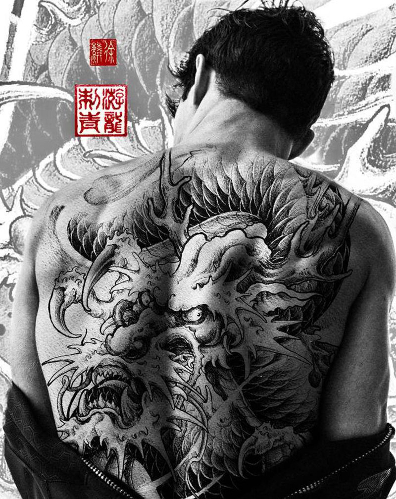 龙满背纹身纹身图片_背部新传统纹身图案