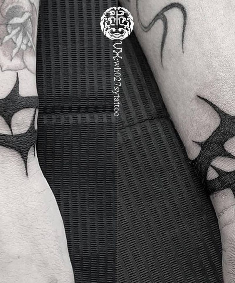 荆棘纹身图片_手臂图腾荆棘纹身图案