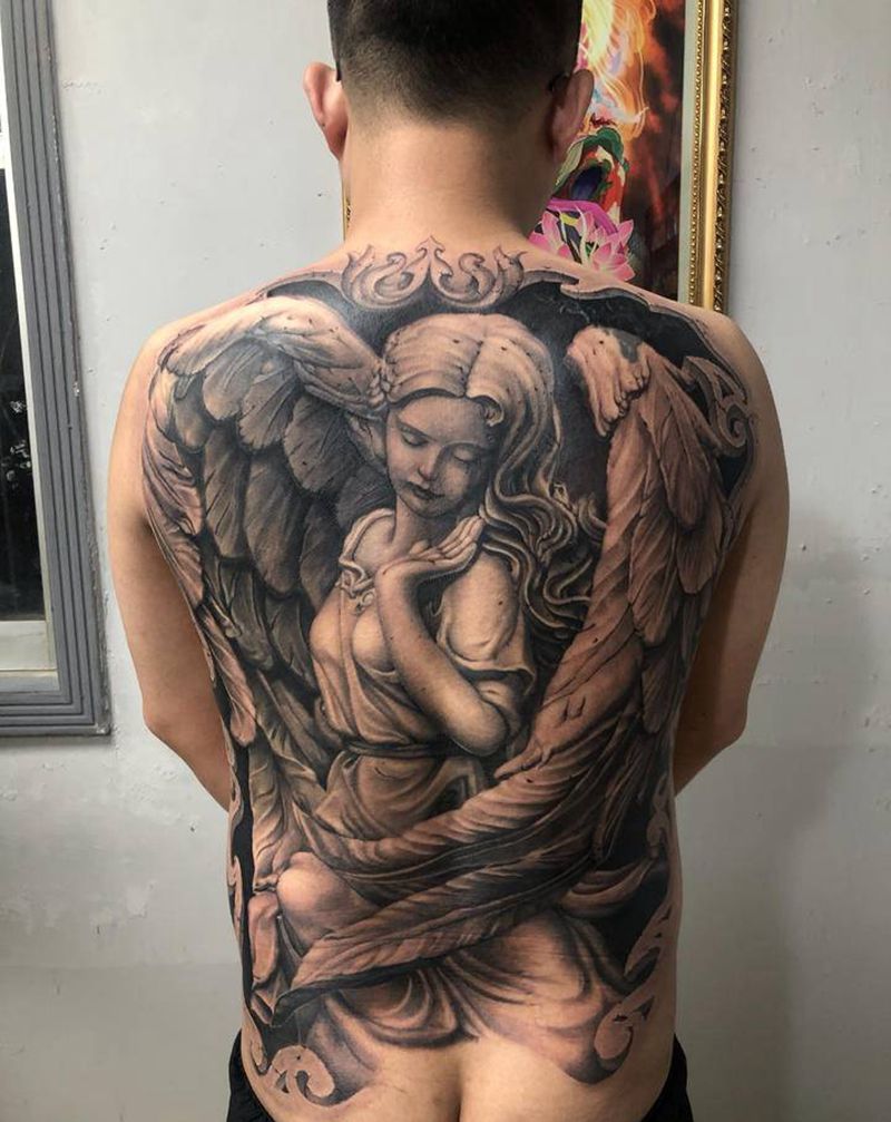 天使纹身图片_背部欧美写实纹身图案