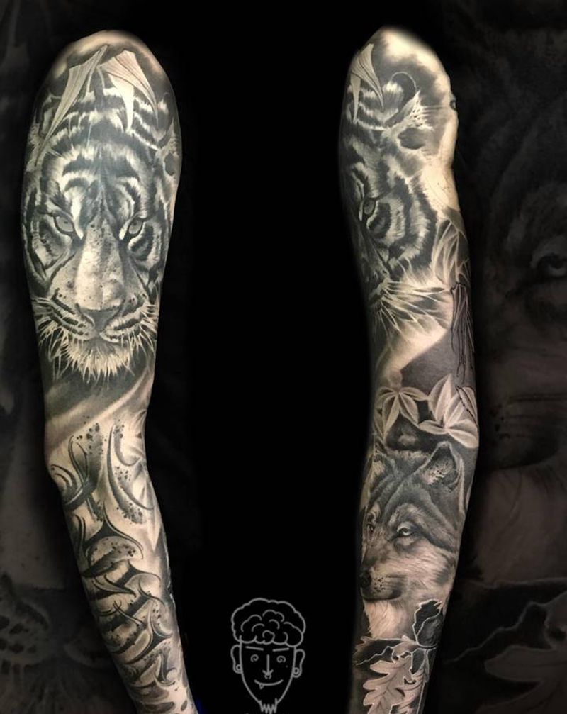 写实花臂纹身图片_手臂欧美写实花体字纹身图案