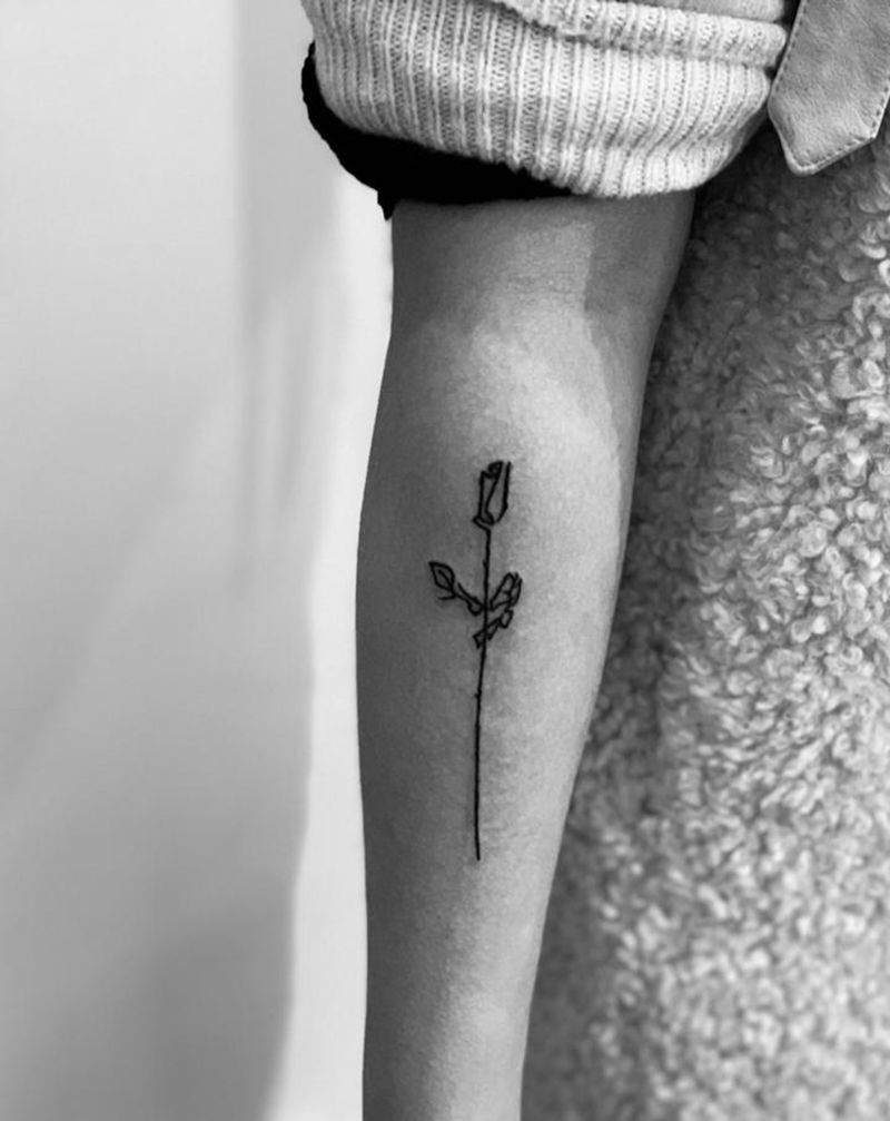 今日作品更新#小清新#纹身图片_手部花体字纹身图案