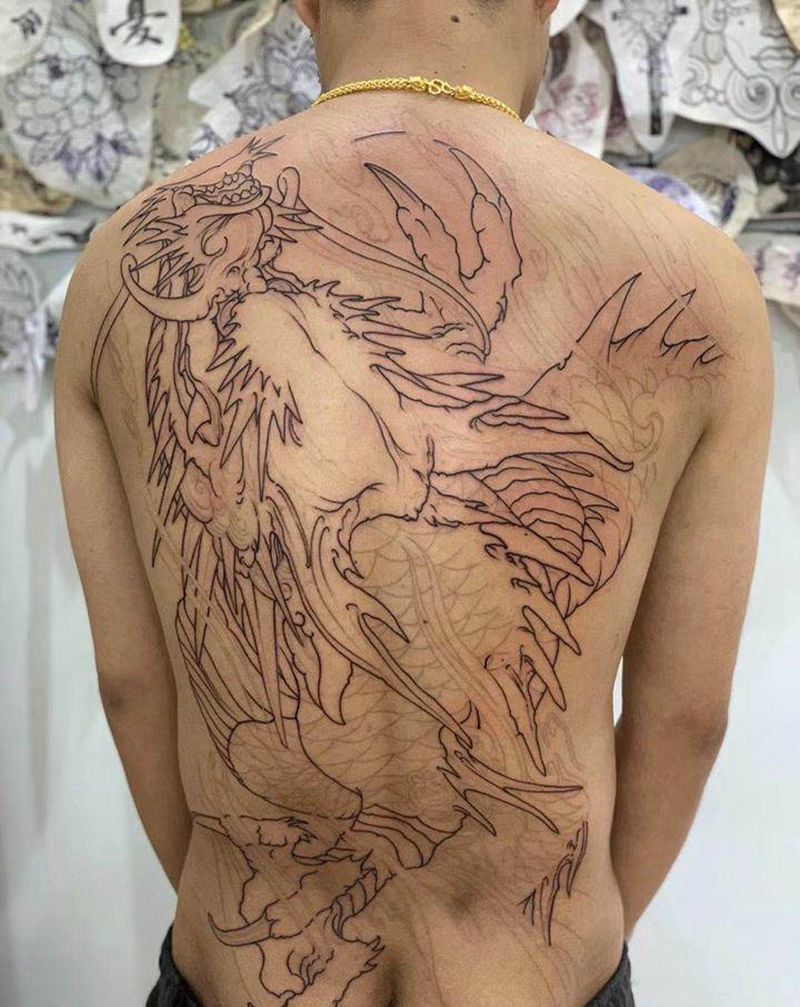 今日作品#蛮背龙 线条完成#纹身图片_背部新传统纹身图案
