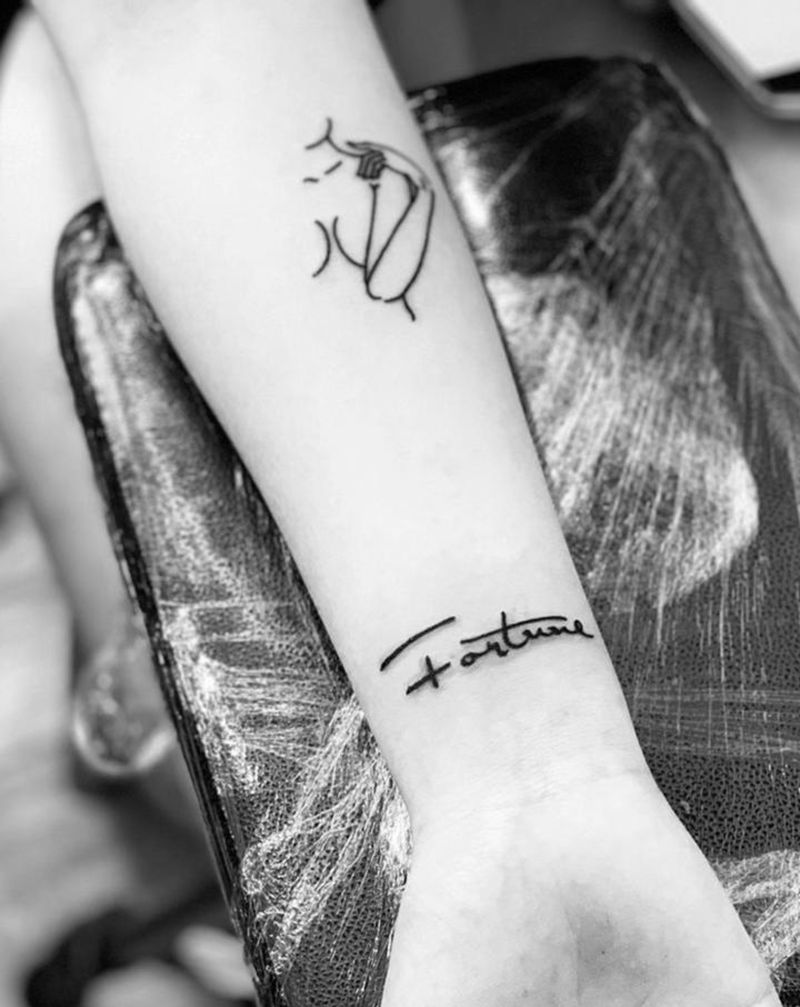 【今日作品更新】 #花体英文纹纹身图片_手臂花体字英文纹身图案