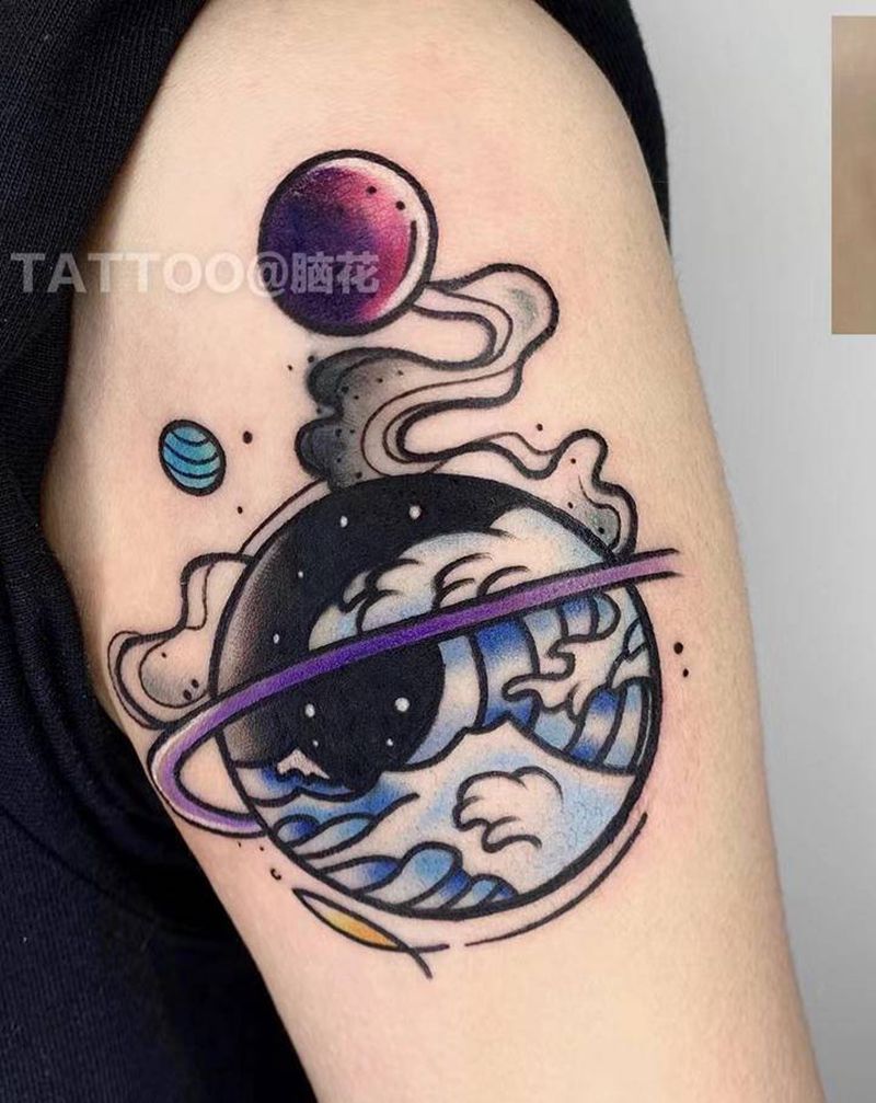 海浪星球纹身图片_手臂New School纹身图案