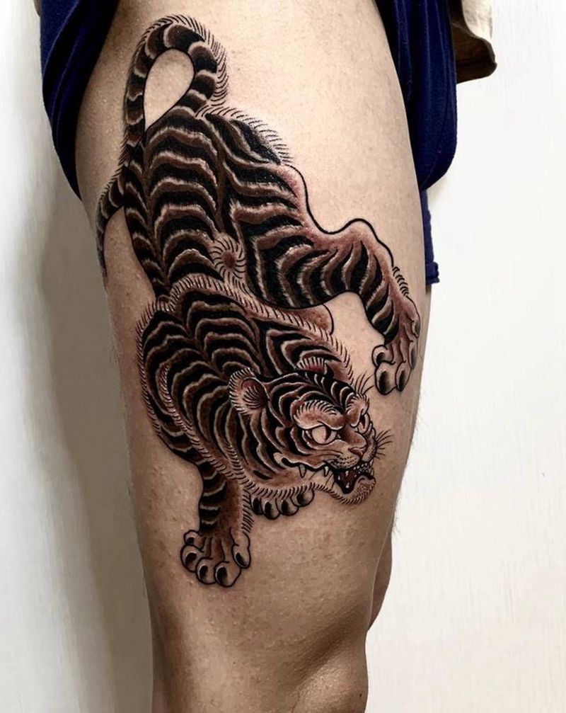 虎纹身图片_腿部老传统纹身图案