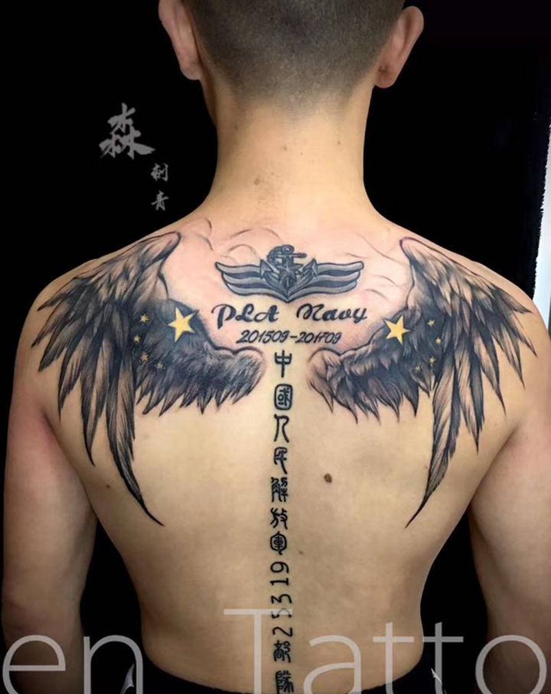 翅膀纹身图片_欧美写实纹身图案