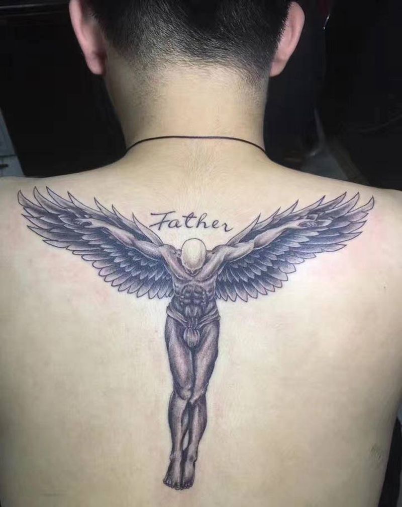 天使纹身图片_胸部背部欧美写实新传统纹身图案