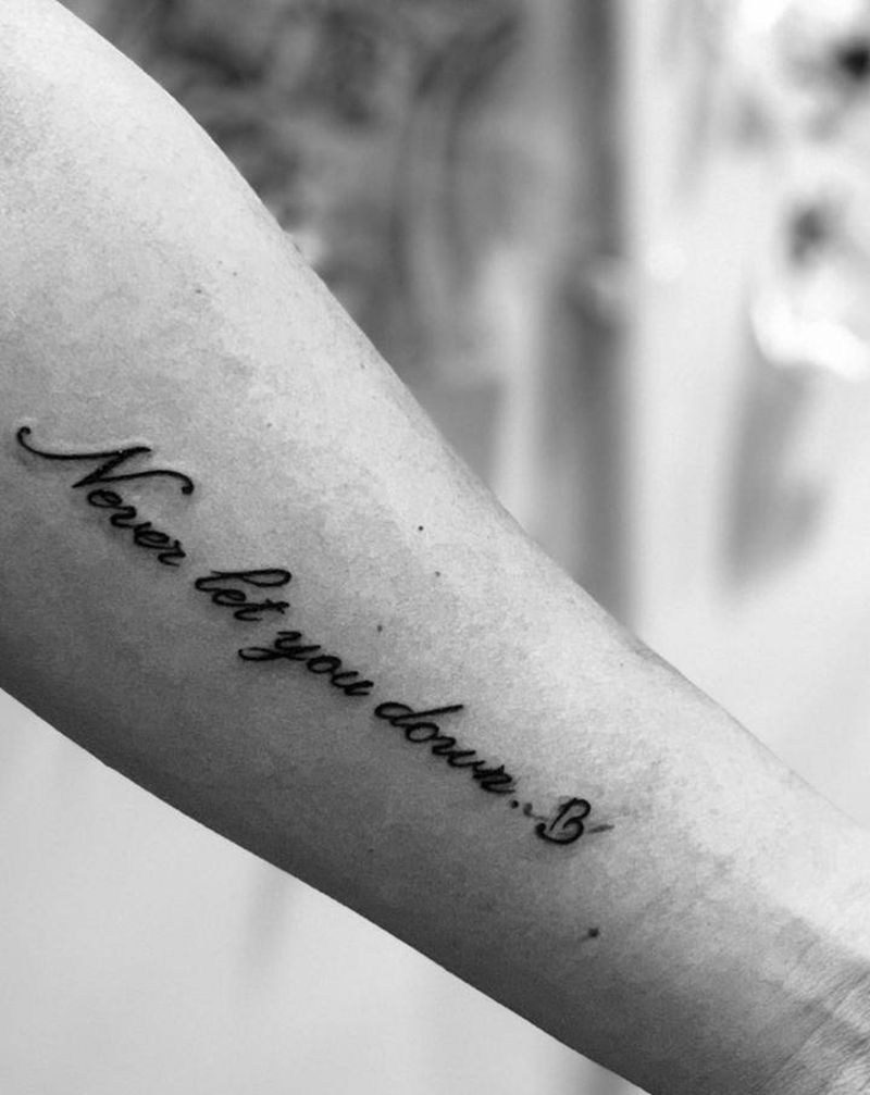 今日作品更新 #小清新花体字纹身图片_手臂花体字纹身图案