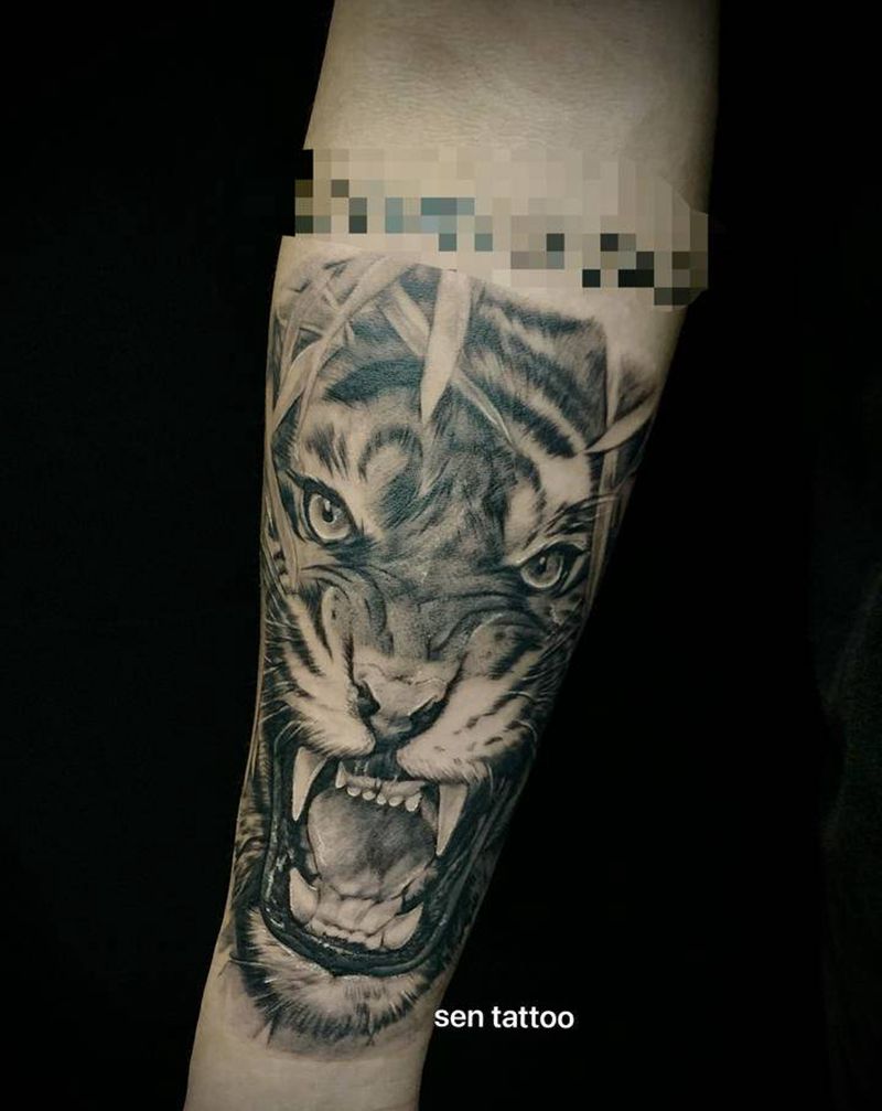 虎纹身图片_欧美写实纹身图案