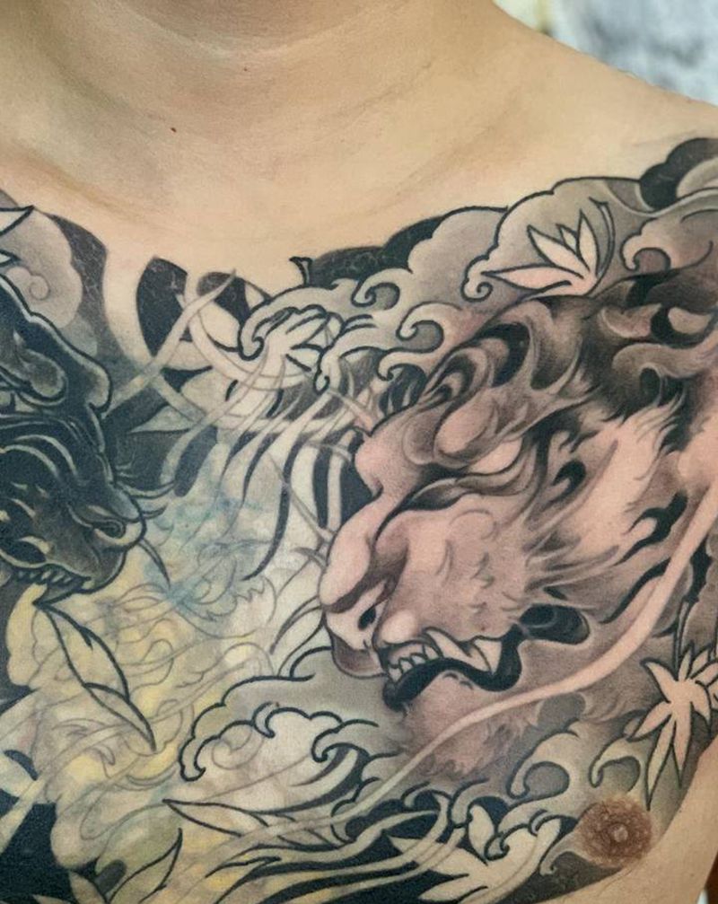 花胸《虎与豹》进度纹身图片_胸部新传统花胸 虎与豹纹身图案
