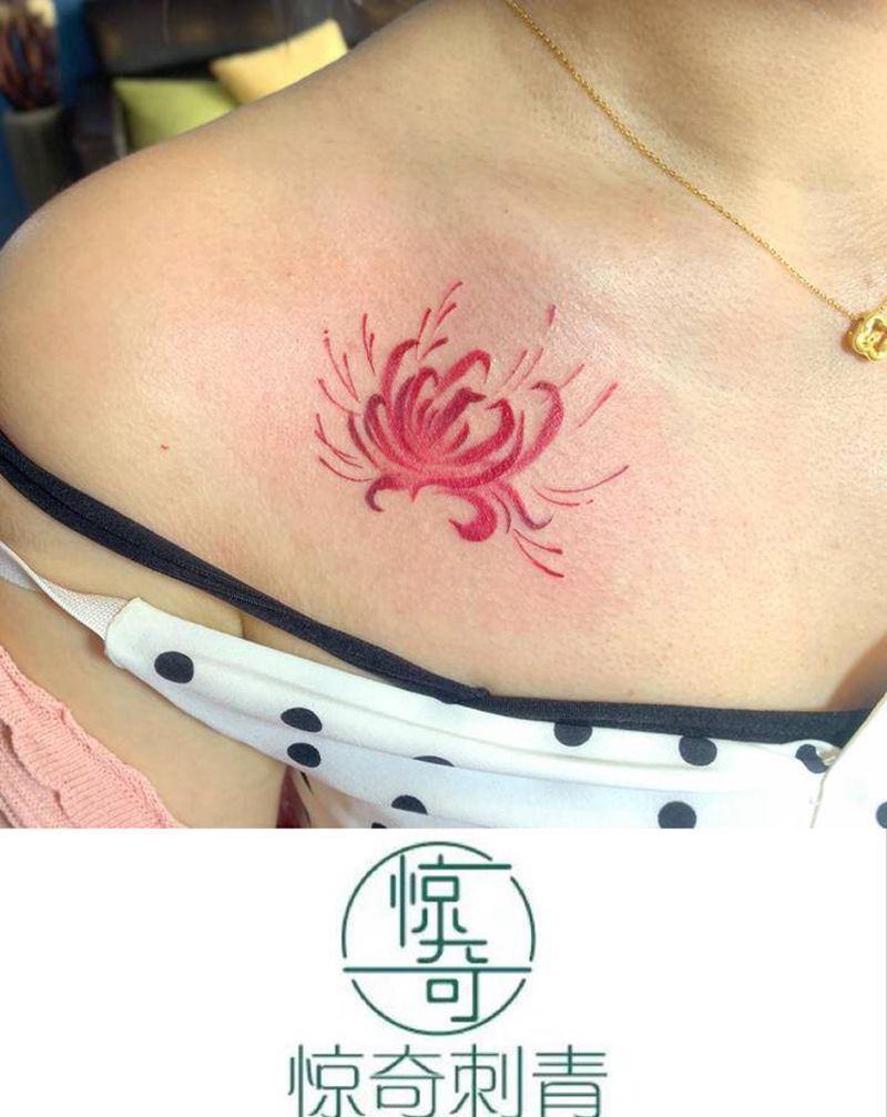 彼岸花纹身图片_胸部纹身图案