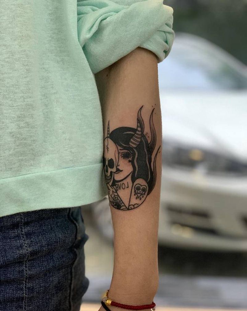 今日作品更新纹身图片_手部Old School遮盖纹身图案