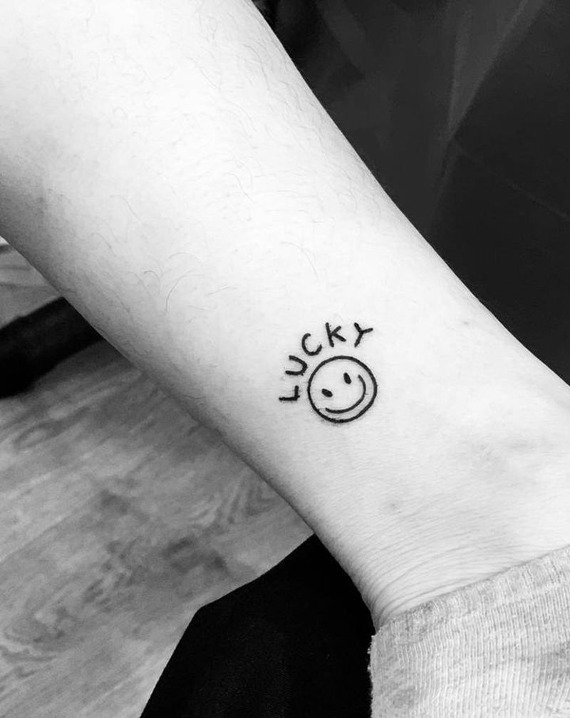 今日作品更新 #新运 笑脸 #纹身图片_腿部几何纹身图案