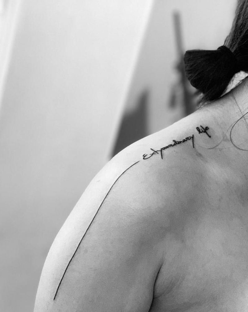 #今日作品更新 #小清新 #纹身图片_肩部花体字几何纹身图案