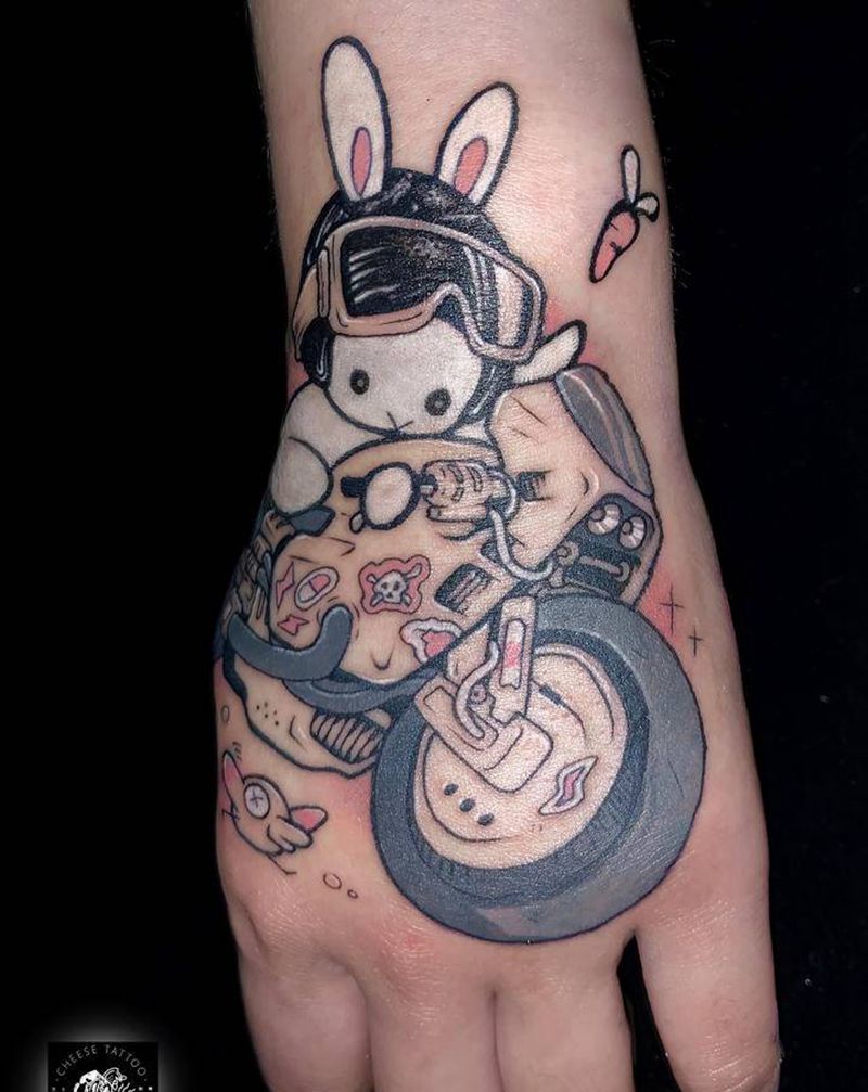 兔子手背纹身图片_手部手臂New School几何兔子动漫卡通纹身图案