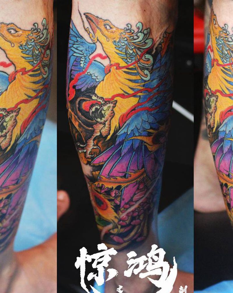 小腿凤凰纹身图片_腿部新传统纹身图案