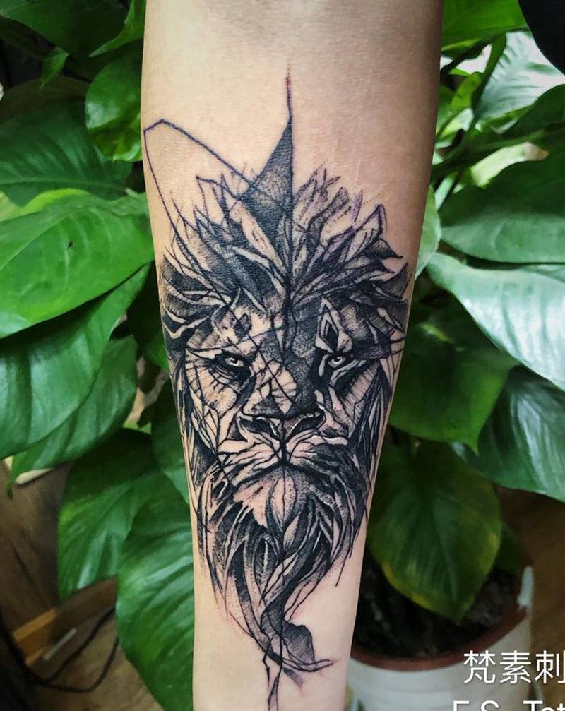狮子纹身图片_手臂几何点刺纹身图案