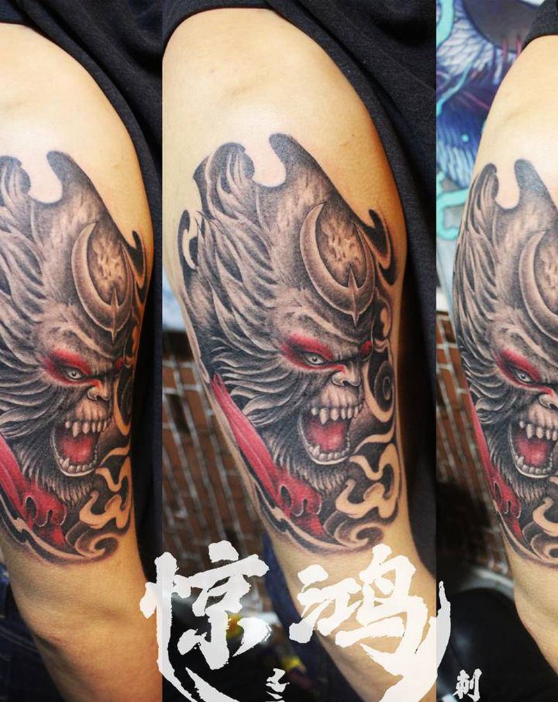 大臂斗战胜佛纹身图片_手臂纹身图案